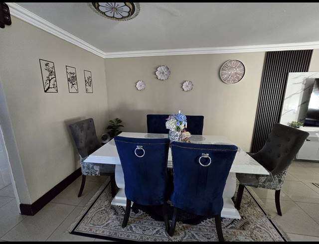3 BEDROOM SECTIONAL TITLE FOR SALE IN BASSONIA